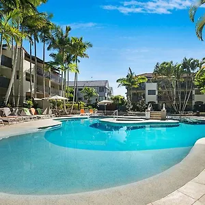 noosa-beach-apartment-on-hasting-st-french-quarter.queenslandhotels.net/